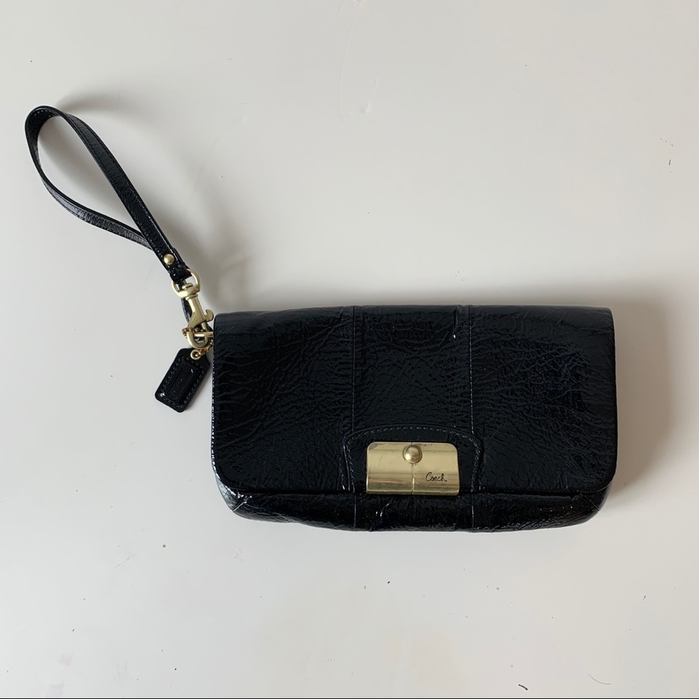 Coach 2010 patent leather clutch